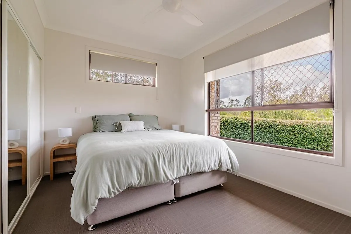 Peaceful Acreage Guesthouse Firepit With Huge Pool Gold Coast Appartement